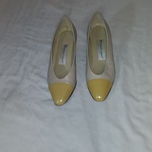 Etienne Aigner Anne Marie 6M beige pumps